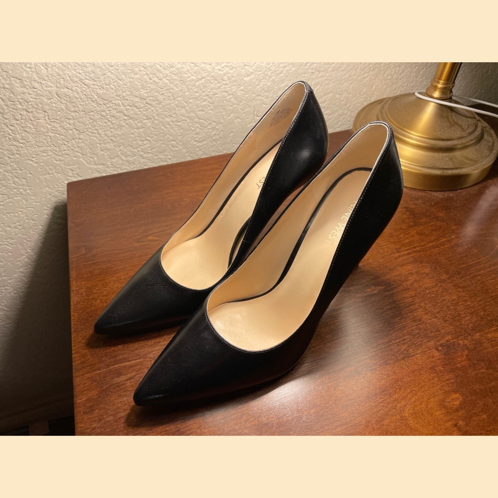 NIB Nine West Tatiana Pumps 10M
